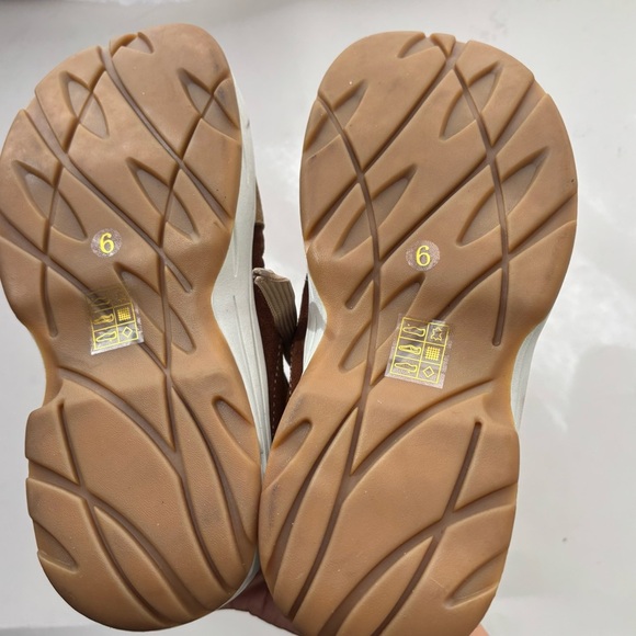 Jeffrey Campbell Women's‎ Limit Platform Sneakers in Carmel/Beige Sz 6 - Picture 5 of 6